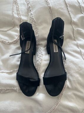 Steve Madden Black Suede Ankle Strap Block Heel Sandals